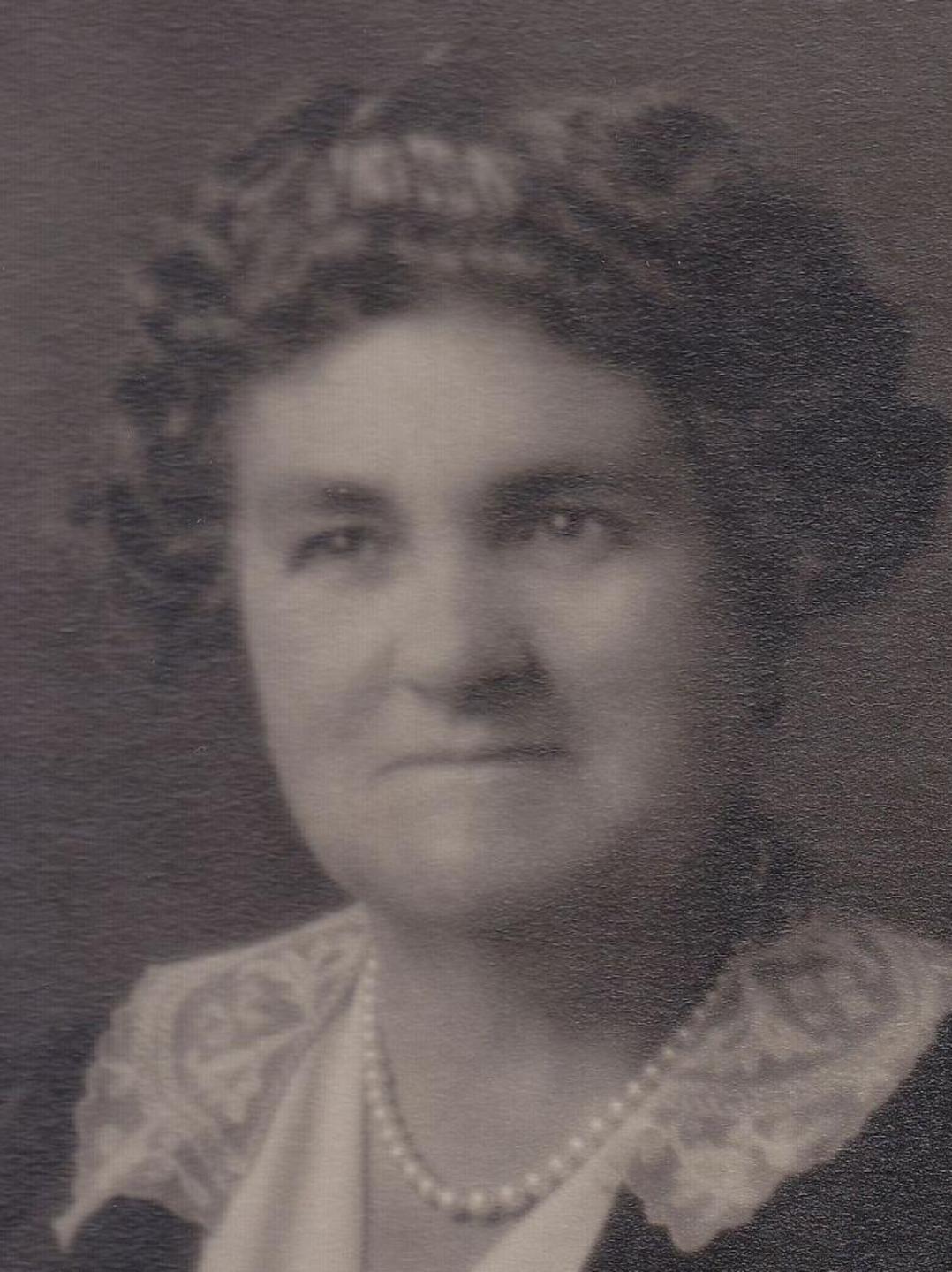 Esther Ann Munroe (1839 - 1910) Profile